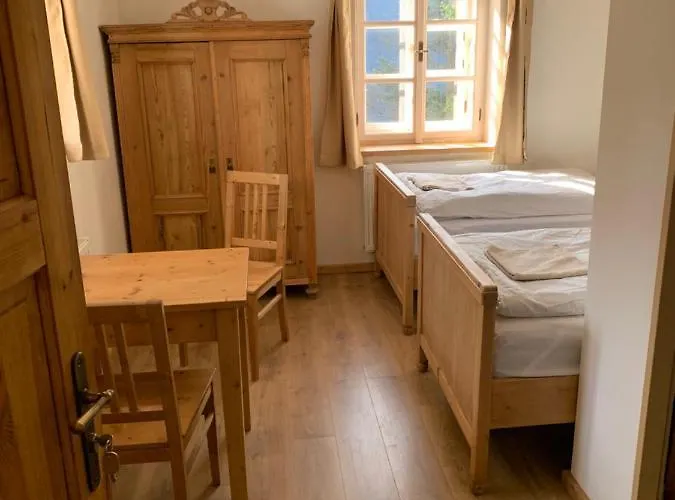 게스트하우스 Na Vyhlidce 3*